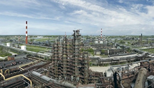 Drone Strike Halts Ryazan Refinery Operations