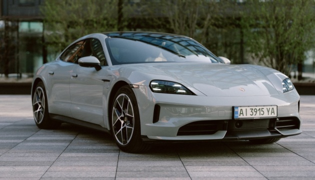 Profit Slump Drives Porsche to Cut Thousands More German Jobs