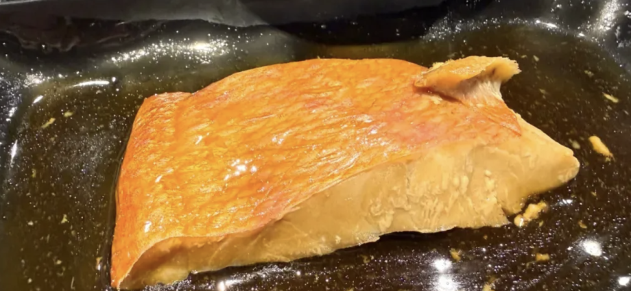 Beef Bowl Chain Yoshinoya Adds Fancy Fish in Japan