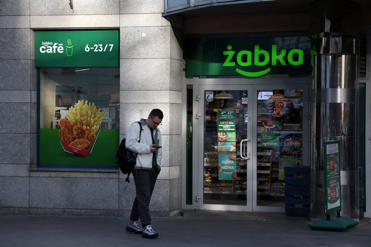 Couche-Tard Makes $12 Billion Offer for Poland's Zabka