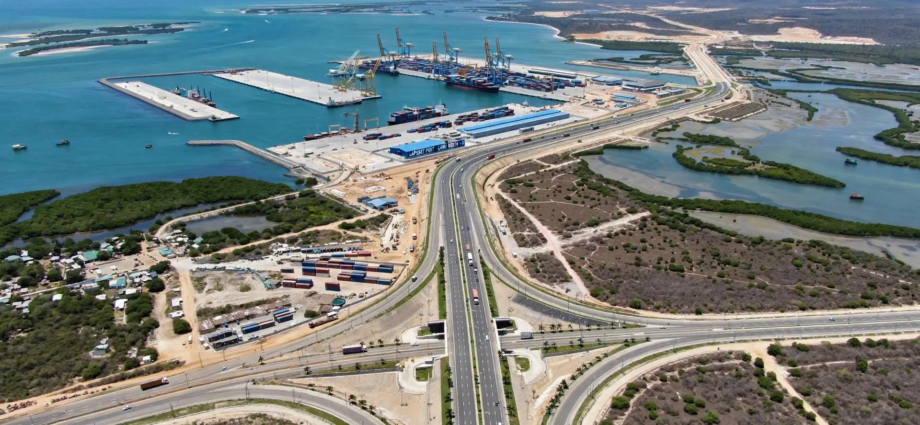 Dangote Picks Kenya as East Africa Refinery Race Heats Up