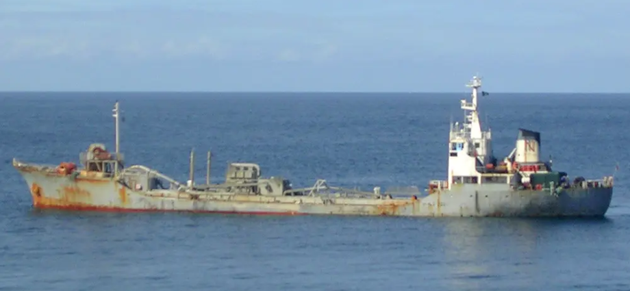 Global Sanctions Hit 700 Russia Oil Tankers