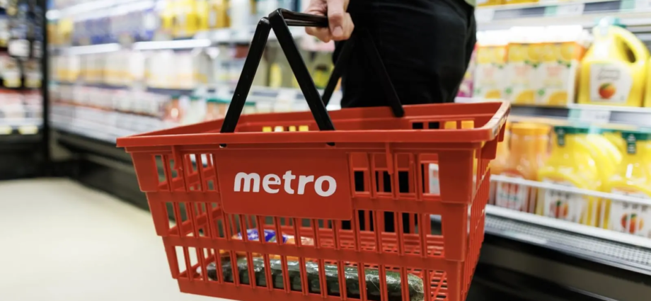 Metro Profit Drops as Quebec Labour Dispute Enters Fifth Month