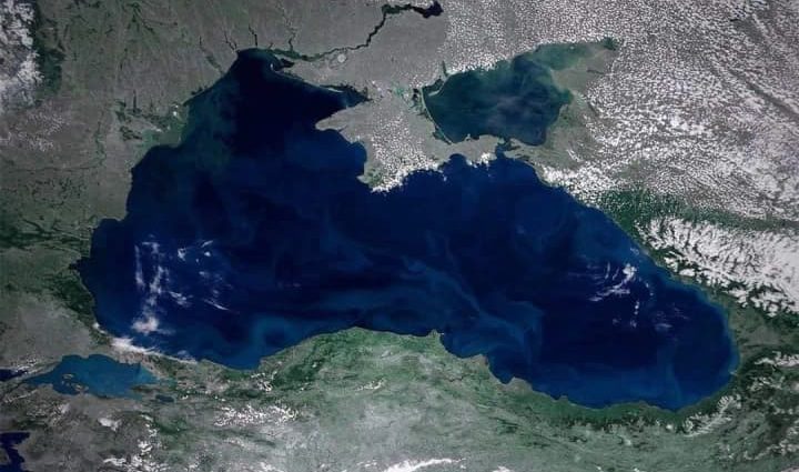 US Warns Ukraine Over Black Sea Strikes on Kazakh Oil Route